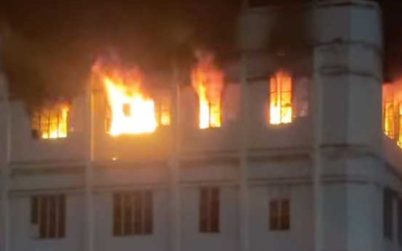মিরপুর কালশীতে বহুতল ভবনে আগুন, ফায়ার সার্ভিসের ৬ ইউনিট কাজ করছে