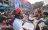 হাসিনার মৃত্যুদণ্ডের রায়ে টিএসসিতে উল্লাস, মিষ্টি বিতরণ