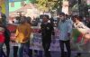 প্রকাশ্যে পুলিশের গাড়ির সামনে যুবলীগ-ছাত্রলীগের মিছিল