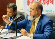 মোটরসাইকেল কিনলে দুটি হেলমেট ফ্রি দেওয়া বাধ্যতামূলক হচ্ছে: বিআরটিএ চেয়ারম্যান