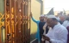 মোংলায় মদের দোকানের দরজা ঝালাই করে বন্ধ করলেন মুসল্লিরা