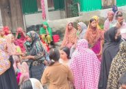 বজ্রপাতে স্মার্টফোনে আগুন, দগ্ধ হয়ে বাবা-মেয়ের মৃত্যু