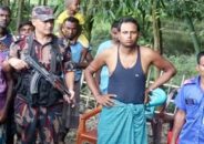 বাংলাদেশিকে বিএসএফ নিয়ে যাওয়ার জবাবে ভারতীয়কে ধরে আনলো গ্রামবাসী