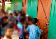 সরকারি প্রাথমিক বিদ্যালয়ের ৫ শিক্ষকের সবাই অনুপস্থিত, শিশু শিক্ষার্থীদের বিক্ষোভ