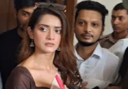শাড়ি ‘কেলেঙ্কারি’: আত্মসমর্পণ করে জামিনের মেয়াদ বাড়ালেন তানজিন তিশা