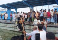 লঞ্চ থেকে নদীতে পড়ে যুবক নিখোঁজ