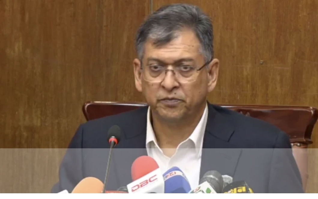 ভাঙচুর-লুটপাটে জড়িতদের রাজনৈতিক পরিচয় আমলে নেওয়া হবে না: স্বরাষ্ট্রমন্ত্রী