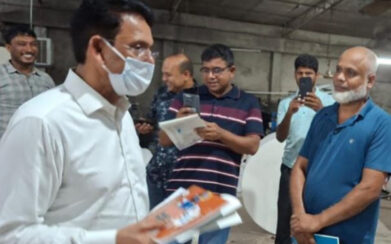 গভীর রাতে ছাপাখানায় শিক্ষামন্ত্রী