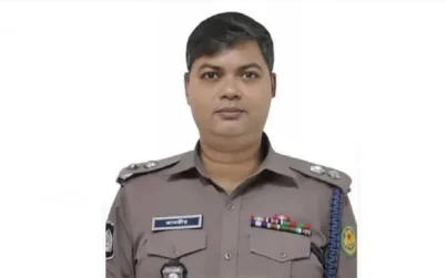 গুলশানে আওয়ামী লীগের মিছিল, ওসির পর সরানো হলো ডিসিকেও