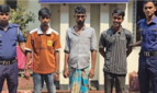 বন্ধুকে আটকে রেখে কিশোরীকে দলবদ্ধ ধর্ষণ