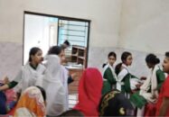 এক বিদ্যালয়ে বজ্রপাতে অসুস্থ হয়ে ১৮ ছাত্রী হাসপাতালে